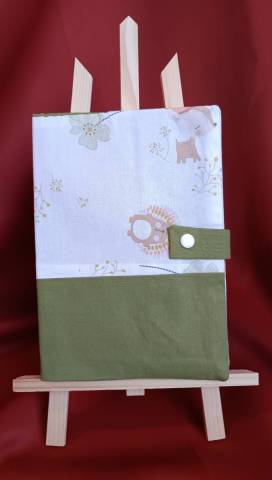 Protge carnet de sant personnalis Faon vert