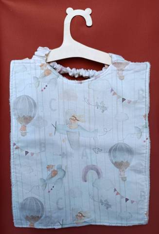Bavoir maternelle personnalis Renard montgolfire lapin avion