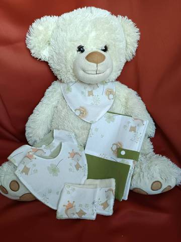 Coffret de naissance personnalis et unique faon vert